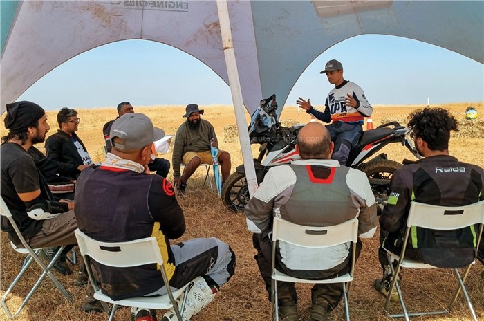 Off-Piste Racing Rallyscape school: Training with Dakar competitor Ashish Raorane.